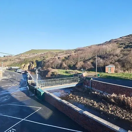 Apartament Retreat 11 In *